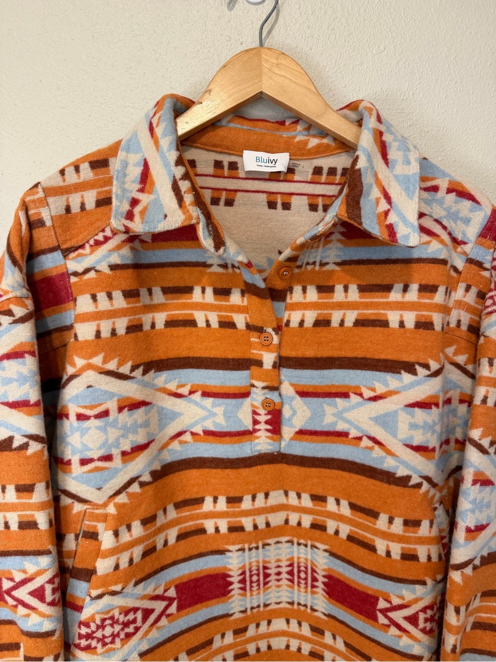 BluIvy Aztec Print Pullover Shacket - Picture 5 of 11